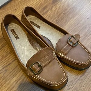 Thom McAn loafers